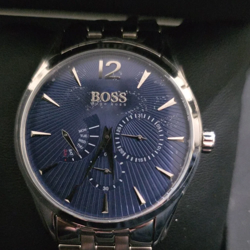 Hugo Boss Silver Metal Bracelet Analog Wristwatch Blue Dial Day/Date Sub-Dial w…